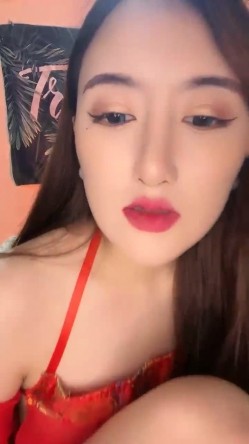 重磅！御姐女神下海，【痴女1】，好久没遇到这么漂亮的御姐了，骚到爆，那眼神看了真是受不了 截图4