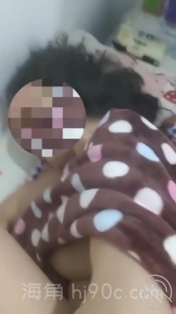 外站20万粉丝，PUA约啪大神【风花雪夜】，长辈雪姨让我使劲操死她，内射她骚逼，内射长辈真刺激 截图8