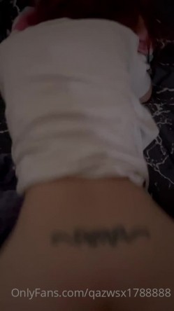 妻妈咪孕妇，实际上是个纹身打舌钉的骚逼少妇「qazwsx1788888」OF大尺度露脸私拍 截图9