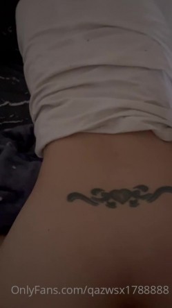 妻妈咪孕妇，实际上是个纹身打舌钉的骚逼少妇「qazwsx1788888」OF大尺度露脸私拍 截图16