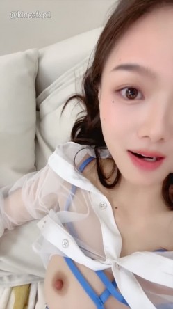【嫂子】人妻少妇 酥胸诱惑 美腿丝袜 性感内衣极致诱惑 巨骚 跳蛋自慰道具抽插 截图14