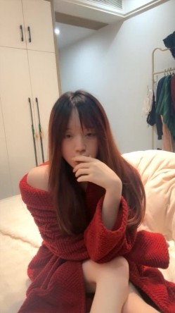 反差 闷骚乖乖女【欲酥·兮】美腿 粉红骚穴 多道具自慰 截图4