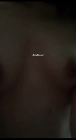 年轻小情侣大尺度私密流出生活照XXOO真刺激 截图7