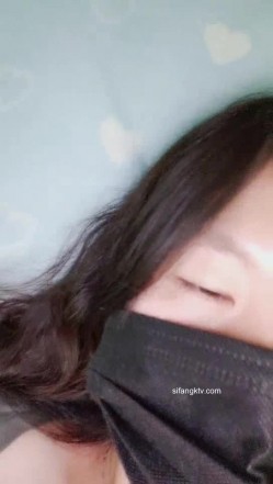 刺激【大三妹妹小美】寝室脱衣~自慰秀~上课真空~跳蛋直播~！~课堂上，宿舍偷拍舍友，粉逼，美乳，学生妹必看 截图9
