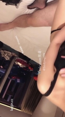 深圳泡良大神，【looks】，绝美富家千金小姐，真正女神级，完美露脸，眼神妩媚无比，顶级 截图7