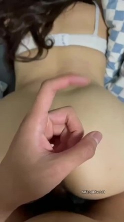 南京情侣泄露 女主的屁股简直太爽了 有大有翘又有弹性 被男朋友干的不要不要的 直喊受不了 截图8