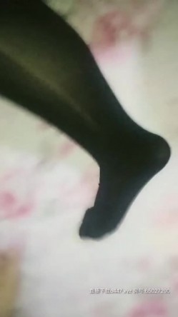 超级巨乳妹遭主人调教菊花开发 肉棒震动棒双插 双穴换着插 一线天美鲍多次高潮喷水 截图15