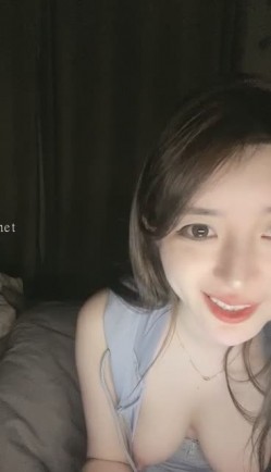 最顶颜值，不断刷新记录~【棉棉熊】，奶子又大又白，真想上去舔几口，含着大鸡巴 截图5