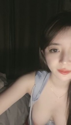 最顶颜值，不断刷新记录~【棉棉熊】，奶子又大又白，真想上去舔几口，含着大鸡巴 截图11