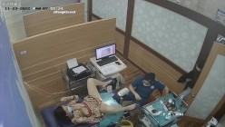 《妇产科监控破解》多位美女少妇张开大腿让医生又抠又摸检查阴道 截图1