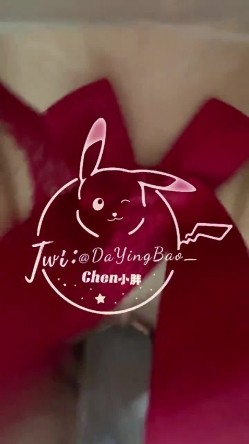 推特顶级大神【elc调教师】能肏能玩，各种模特网红女神滴蜡走绳喝尿露出羞耻训成母狗 截图1