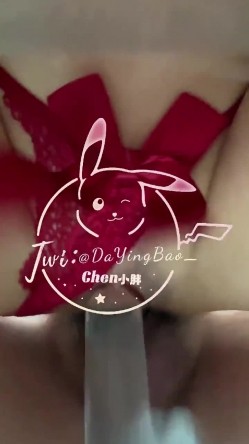 推特顶级大神【elc调教师】能肏能玩，各种模特网红女神滴蜡走绳喝尿露出羞耻训成母狗 截图2