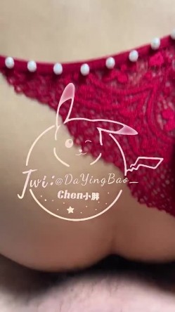 推特顶级大神【elc调教师】能肏能玩，各种模特网红女神滴蜡走绳喝尿露出羞耻训成母狗 截图8