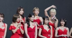 台北国际成人展真实现场 旋转女优抖奶热舞 截图2