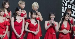 台北国际成人展真实现场 旋转女优抖奶热舞 截图10