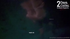 换妻界顶流，【爱玩夫妻】【2天2肉棒无限高潮】甜点之后的浴缸诱惑第三集，赤裸裸地围坐品尝 截图11