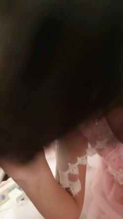 贪玩的小表妹，边给表哥吃JJ，边玩手机，表哥被舌头舔的超舒服 截图10