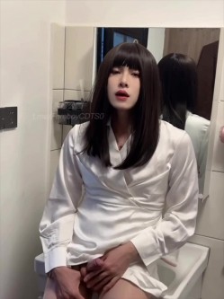圣诞狂欢 Cindy腿腿 国产极品人气TS，长相清纯身材一流，一双纤细的大长腿，不输任何女人 截图4