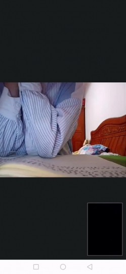 把高二学妹调教成小母狗 作业一做完就念念不忘发来视频，揉奶漏穴 截图3