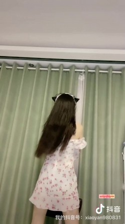 【抖音福利】--颜值女神  颜不乖  ，千元定制超大尺度福利合集6V，护士、熟女、蜘蛛侠诱惑，那 截图11
