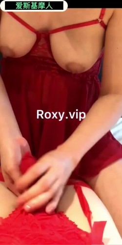逆天绿帽绿奴夫妻，推特极品王八老公【Roxy】无水印长视频，各种约啪单男弟弟亲戚，对白淫荡 截图13