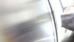 【精品CD】 稀有作品，每部都是精品，手艺高超 27V+YC商场系列：晃着肥臀打游戏淫荡美妇丁子内两侧黑毛全钻出来了 截图16