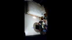 酒店偷拍 ️少妇被眼镜渣男骗到酒店一顿啤酒喝完趁她睡觉拿下内射 截图3