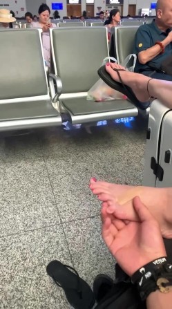 【重磅核弹】超高颜值车模女神【太子妃】SM调教露出啪啪 截图16
