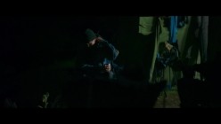 Deeper.2025.1080p.NF.WEB-DL.DDP5.1.H.264-FLORiX.mkv 截图8