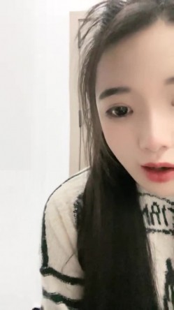 重磅回归，苏州G奶校花，真实线下可约【我不是学妹】，雪白美乳~多汁大肥逼，馒头穴名器还有张好脸蛋，没有一处软肋 截图6