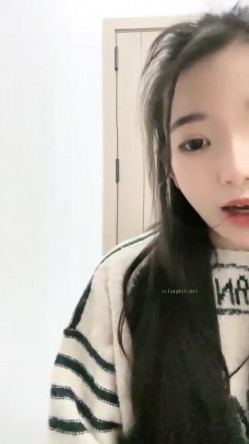 重磅回归，苏州G奶校花，真实线下可约【我不是学妹】，雪白美乳~多汁大肥逼，馒头穴名器还有张好脸蛋，没有一处软肋 截图12