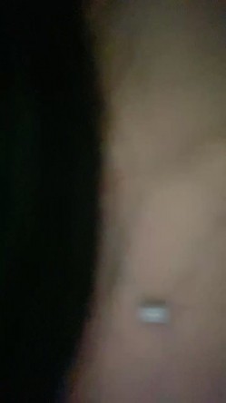 极品美女下海【月月嗷】苗条身材修长美腿，约炮友操逼收费房，揉搓多毛骚穴，骑乘位爆操 截图3