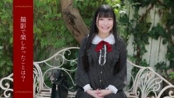 HMN-351 アニメ声オタク美少女めちゃカワ黒コス着て初めてのナマ中出し 胡桃さくら 截图1