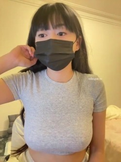 兄弟们 这奶子绝了【xiaoni2599】极品美乳 又大又圆还坚挺 细腰长腿 大鸡巴跳弹自慰 害我狂撸 截图1