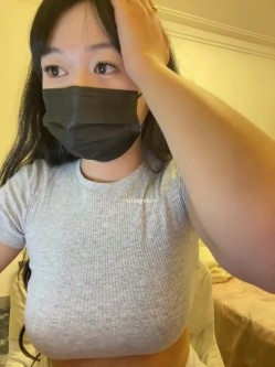 兄弟们 这奶子绝了【xiaoni2599】极品美乳 又大又圆还坚挺 细腰长腿 大鸡巴跳弹自慰 害我狂撸 截图2