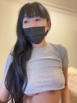 兄弟们 这奶子绝了【xiaoni2599】极品美乳 又大又圆还坚挺 细腰长腿 大鸡巴跳弹自慰 害我狂撸 截图5