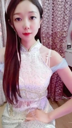 这是个神仙级别的美女，抖音小网红，十几万粉丝【甜心小西柚】清纯邻家乖乖风舞蹈专业养成的好身材，菊花小穴粉嘟嘟惹人爱 截图13