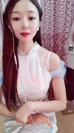 这是个神仙级别的美女，抖音小网红，十几万粉丝【甜心小西柚】清纯邻家乖乖风舞蹈专业养成的好身材，菊花小穴粉嘟嘟惹人爱 截图14