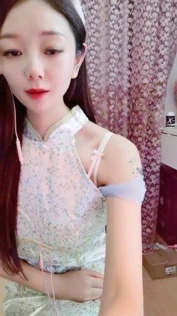 这是个神仙级别的美女，抖音小网红，十几万粉丝【甜心小西柚】清纯邻家乖乖风舞蹈专业养成的好身材，菊花小穴粉嘟嘟惹人爱 截图15