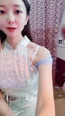这是个神仙级别的美女，抖音小网红，十几万粉丝【甜心小西柚】清纯邻家乖乖风舞蹈专业养成的好身材，菊花小穴粉嘟嘟惹人爱 截图16