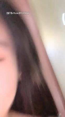 恩熙熙高颜值妹子和闺蜜浴室洗澡诱惑，舌吻浴室湿身互摸翘屁股特写 截图6