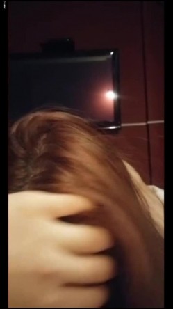 最新流出土豪重金约炮漂亮校花学妹颜值高身材棒有钱真是性福 截图3