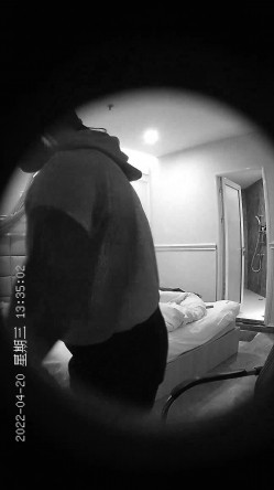 【最新流出解密 ️安防摄像头】猥琐姐夫偷情漂亮小姨子连操两次 叫声淫叫“姐夫 再来一次啊”超清3K原版 截图6