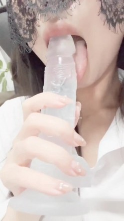 极品巨臀女神【Dr.kiki】付费福利 肥臀圆润白皙巨乳 各种姿势自慰啪啪 截图13