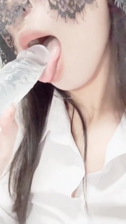 极品巨臀女神【Dr.kiki】付费福利 肥臀圆润白皙巨乳 各种姿势自慰啪啪 截图15
