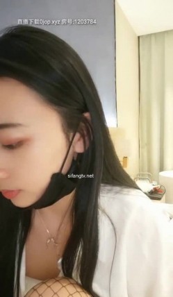 高颜值苗条性感女神 网格黑丝高跟鞋 加上那性诱惑的酮体 绝美，敏感的乳房揉胸胸就受不了啦 呻吟动听！ 截图14