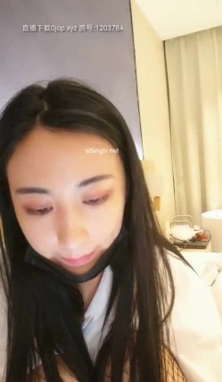 高颜值苗条性感女神 网格黑丝高跟鞋 加上那性诱惑的酮体 绝美，敏感的乳房揉胸胸就受不了啦 呻吟动听！ 截图16