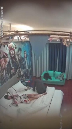 360偷拍系列 放送 极品大奶妹之暴力性爱 截图3