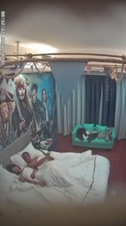 360偷拍系列 放送 极品大奶妹之暴力性爱 截图8