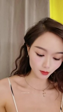 女神终于突破自我！【舞蹈老师糖糖】首次被干~疯狂喷水！这大长腿，高抬起来逼逼露出，插进去肯定爽爆了 截图6